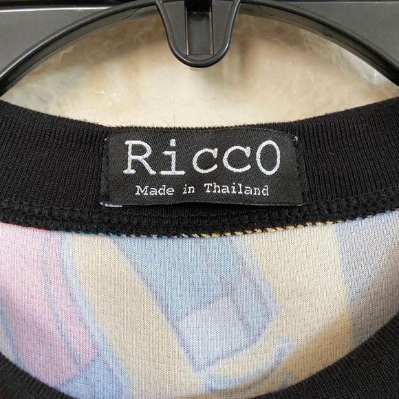 - Vintage Ricco Street Boy M Lion Shirt t-shirt Large Graphics Orange Yell… - Picture 3 of 4